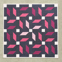 Load image into Gallery viewer, Propeller Quilt Pattern by Mandi Persell of Sewcial Stitch-PAPER PATTERN