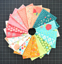 Load image into Gallery viewer, Honeyed Horizon Star Blast Quilt Kit by Sewcial Stitch 3 size options
