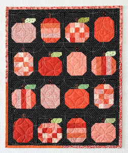 Pumpkins Mini Quilt 23" x 28"