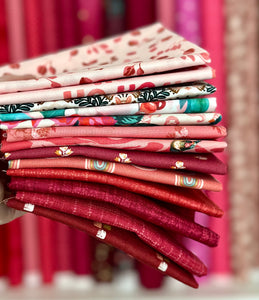 Red and Pink Fat Quarter Destash Bundle-13 FQ's