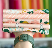 Load image into Gallery viewer, Hibiscus Fat Quarter Bundle by Simple Simon and Co for Riley Blake Designs