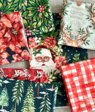 Load image into Gallery viewer, Christmas Traditions Fat Quarter Bundle by Paintbrush Studios