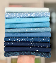 Load image into Gallery viewer, Stars and Stripes Patriotic Flag Quilt Kit-4 Color Options