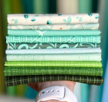 Load image into Gallery viewer, DESTASH Fat Quarter Bundle #1