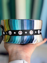 Load image into Gallery viewer, DESTASH Peppered Cottons Jelly Roll