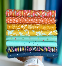 Load image into Gallery viewer, Foliage Fat Quarter Bundle by Sewcial Stitch