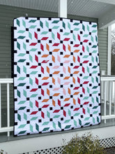 Load image into Gallery viewer, Propeller Quilt Pattern by Mandi Persell of Sewcial Stitch-PAPER PATTERN